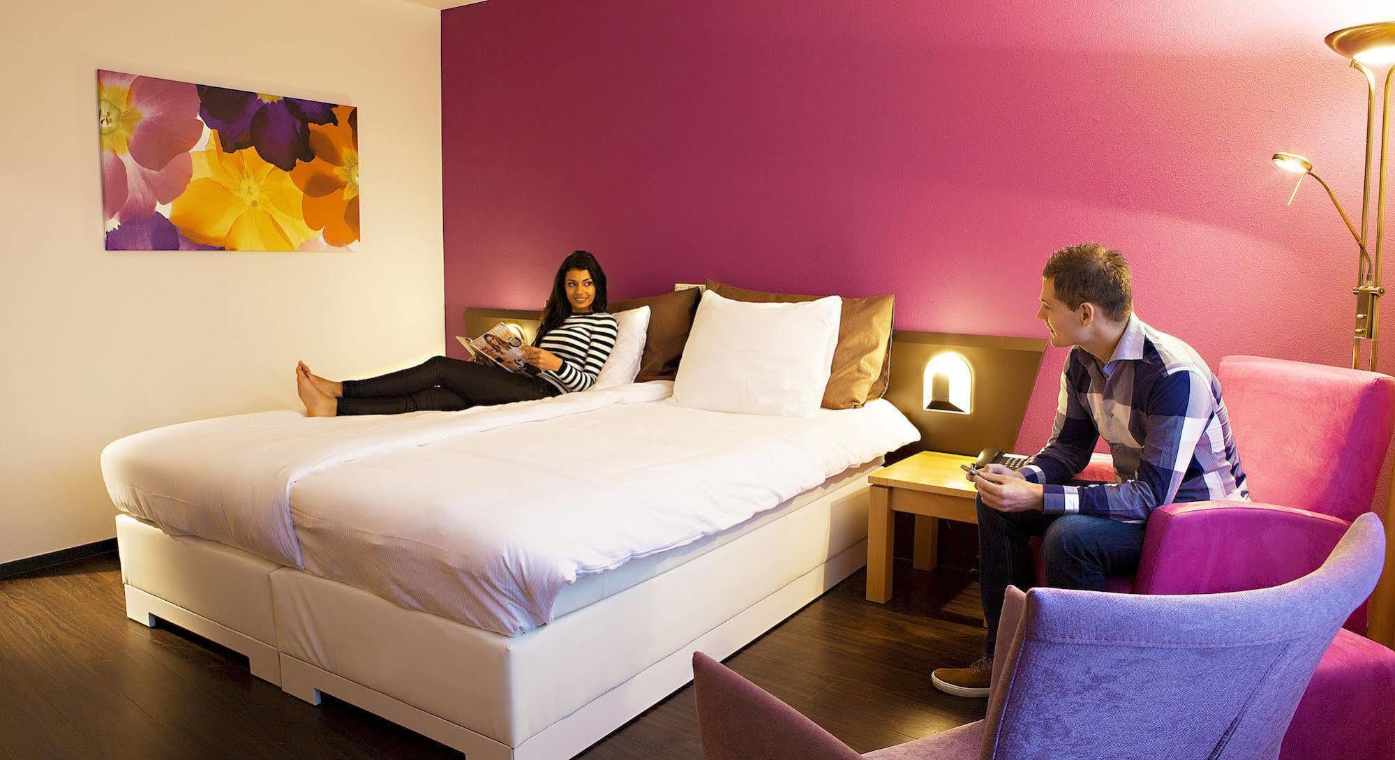 Teugel Resort Veghel Luaran gambar